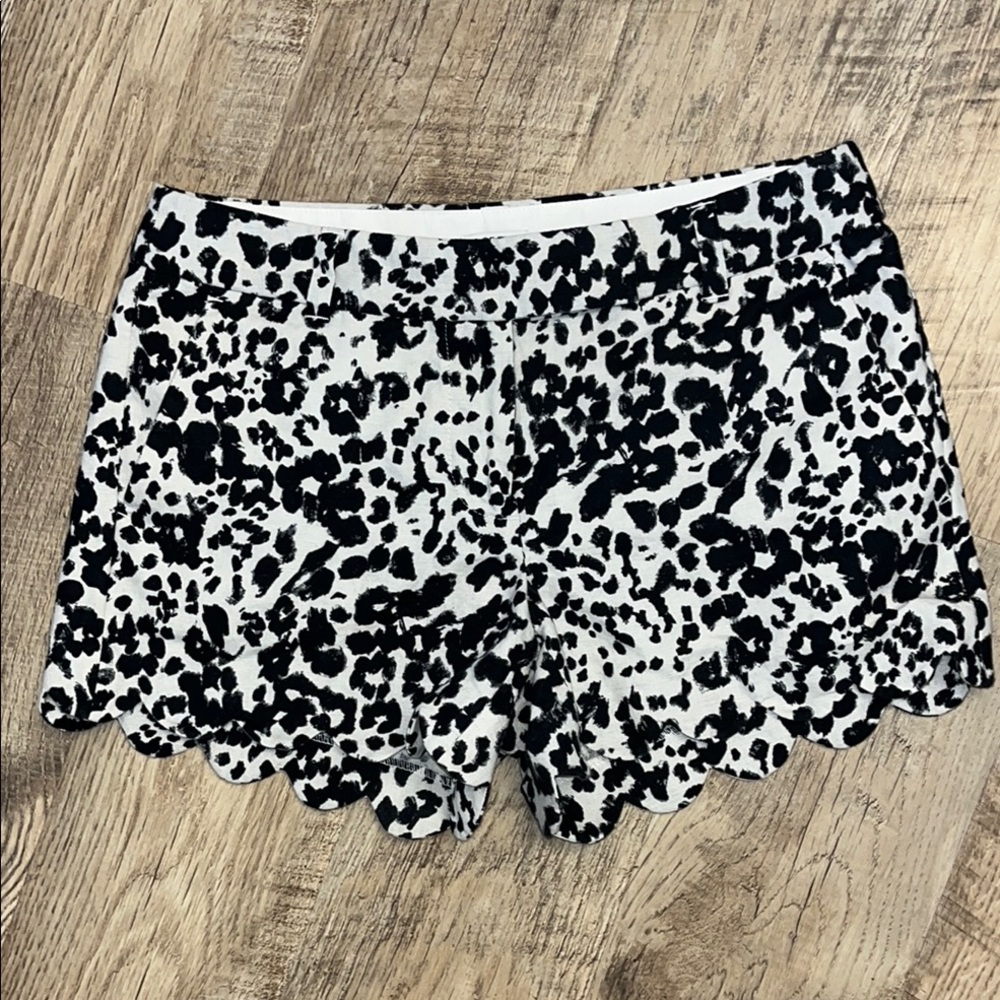 J.Crew‎ Black and White Women's Scalloped Shorts